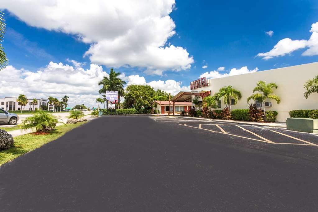 Econo Lodge Inn & Suites Florida City Faciliteiten foto